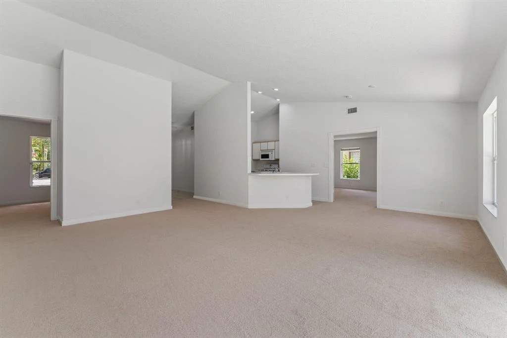 Photo of 245 Bluejay Lane