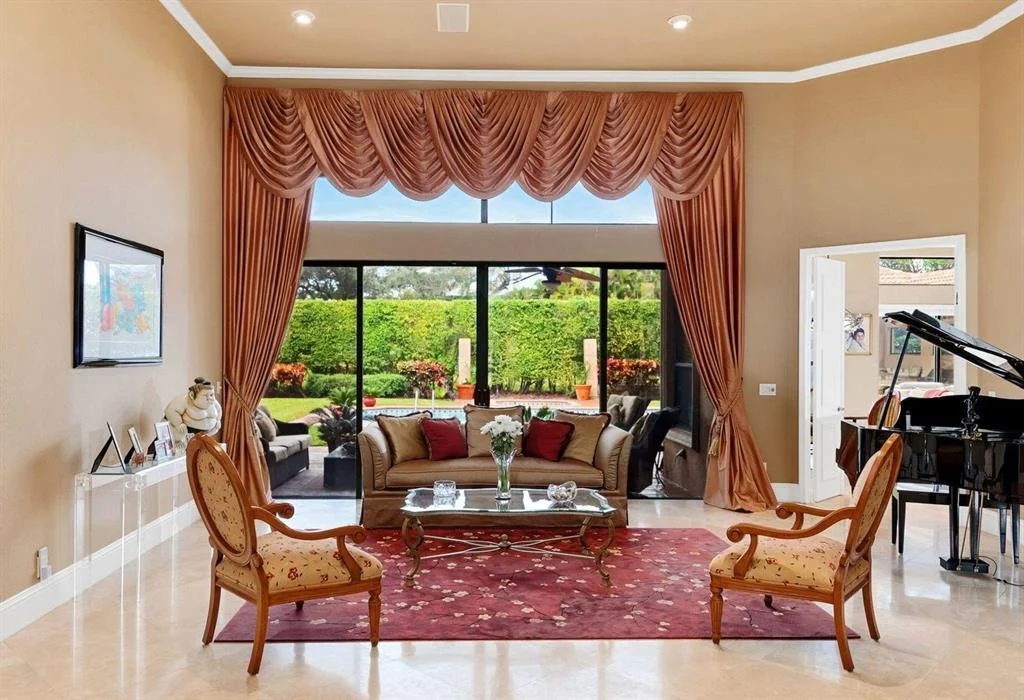 Photo of 7291 Valencia Drive