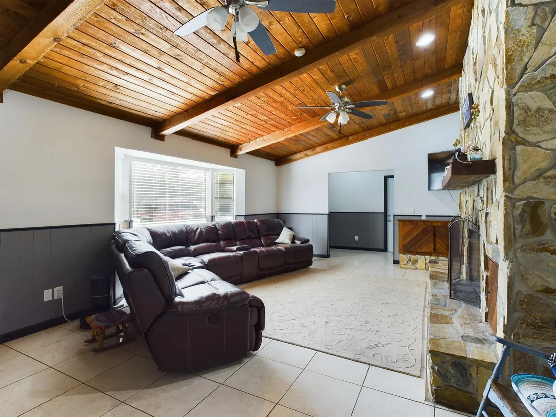 Photo of 2267 NE 54th Trail