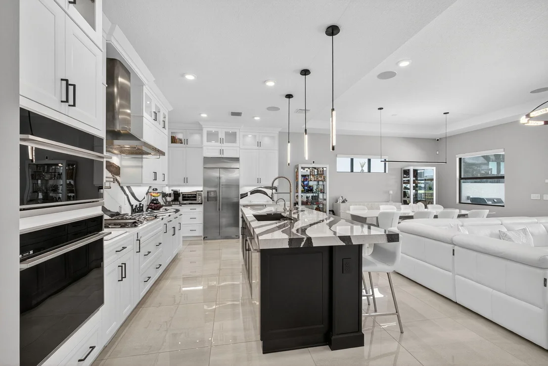 Photo of 15664 Merritt Drive