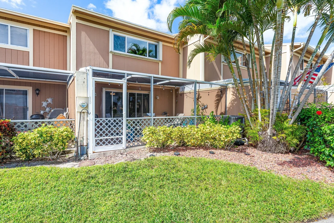 Photo of 154 Maplecrest Circle