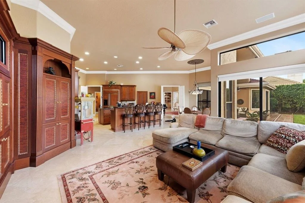 Photo of 7291 Valencia Drive