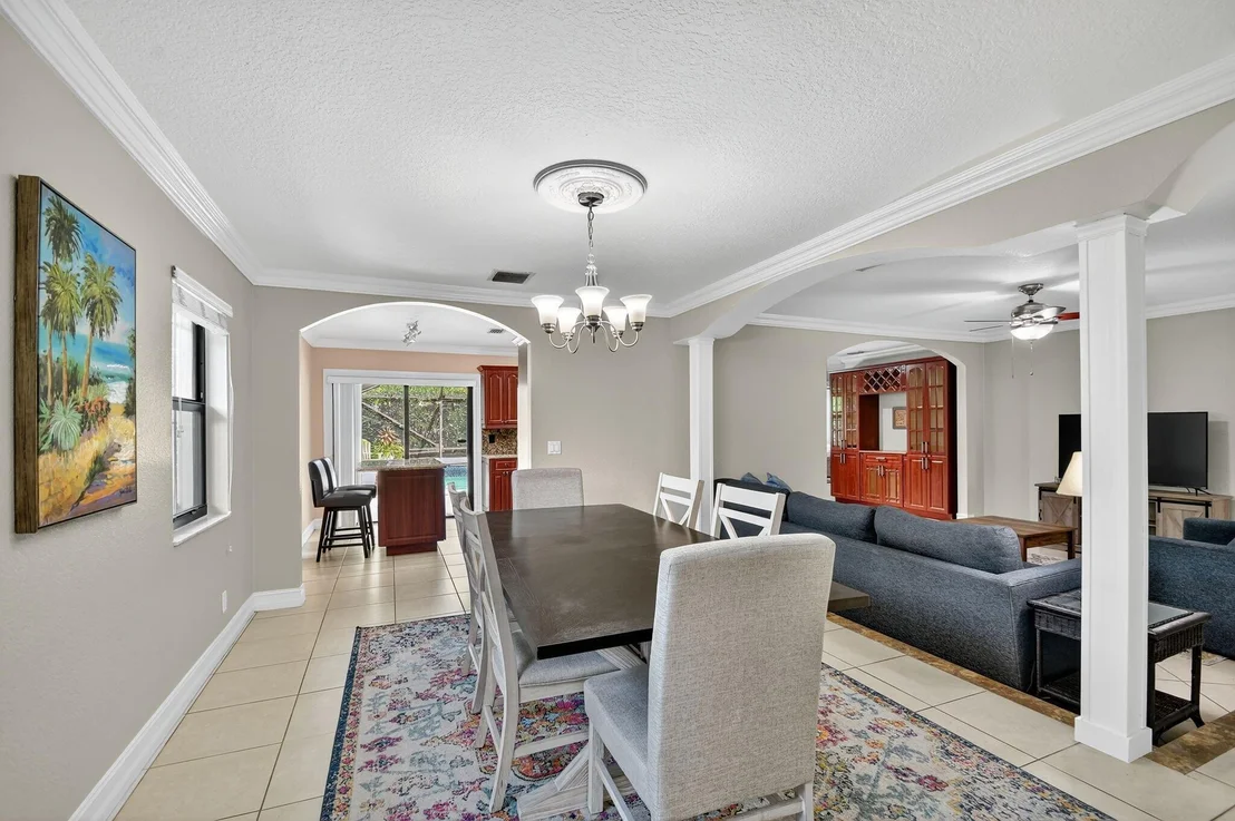 Photo of 1035 Soelca Drive