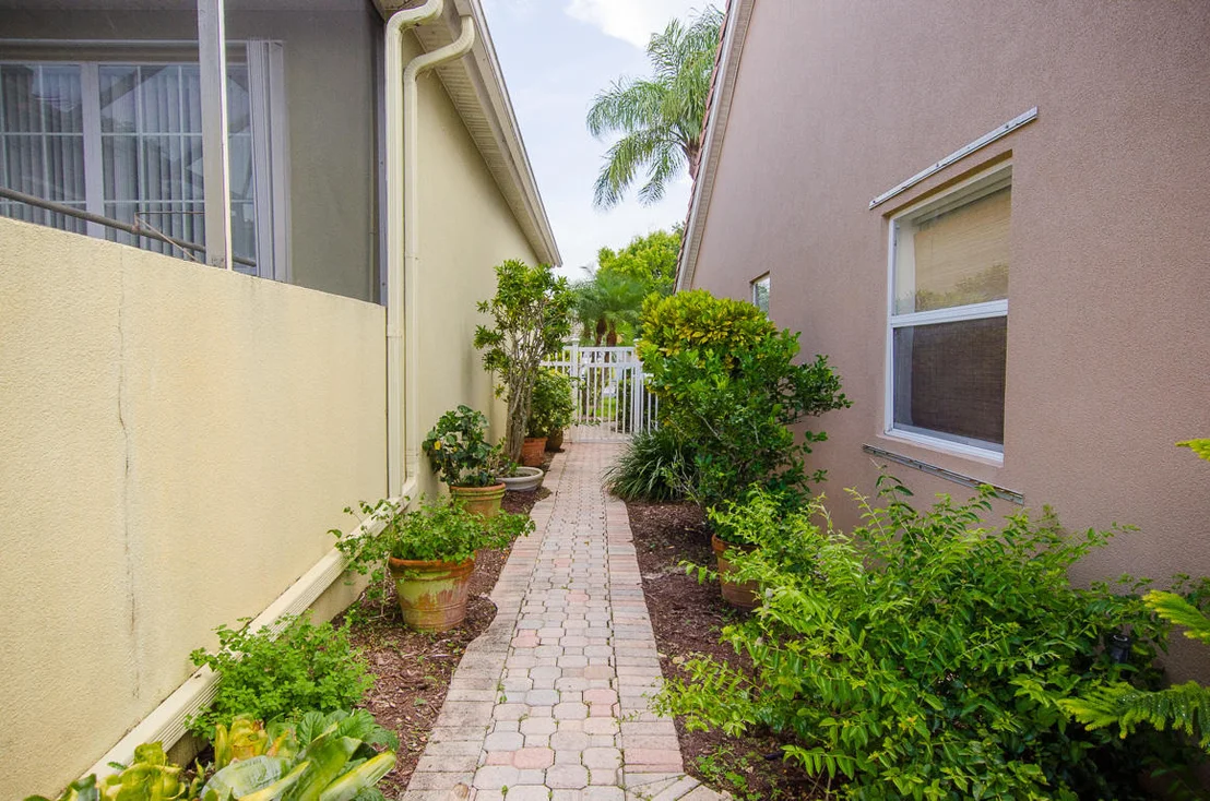 Photo of 5512 Grande Palm Circle