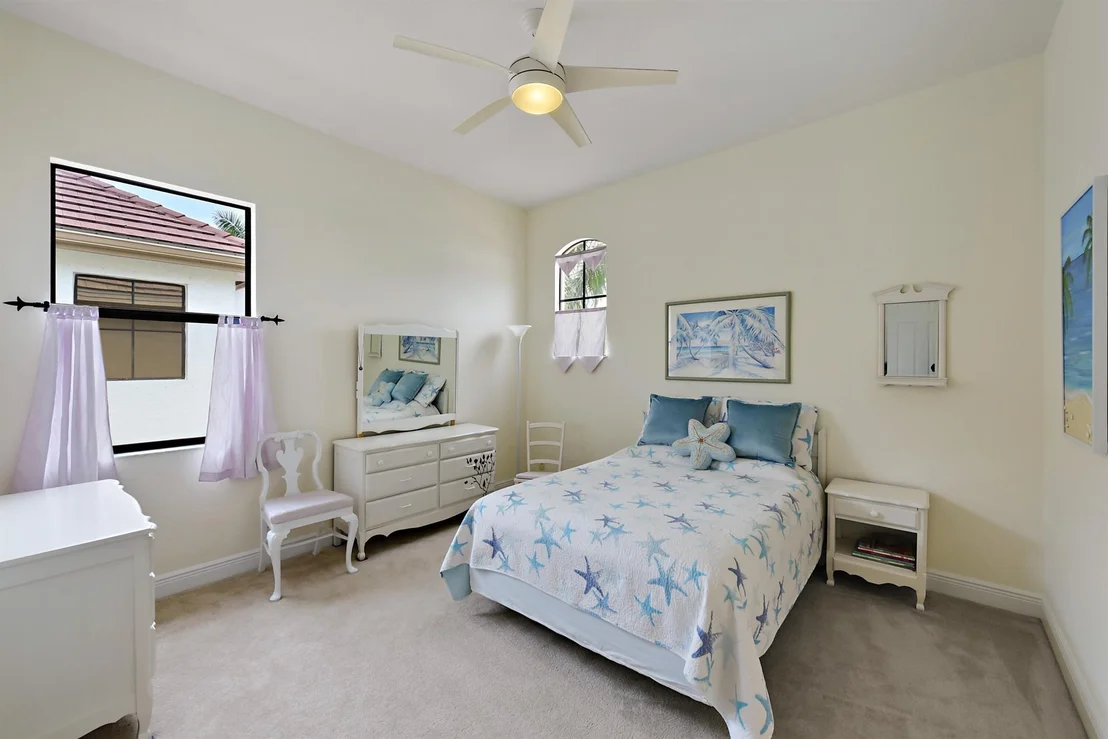 Photo of 3583 Collonade Drive