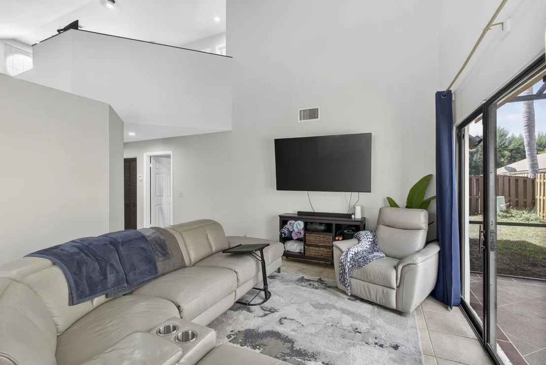 Photo of 1726 SHORESIDE Circle