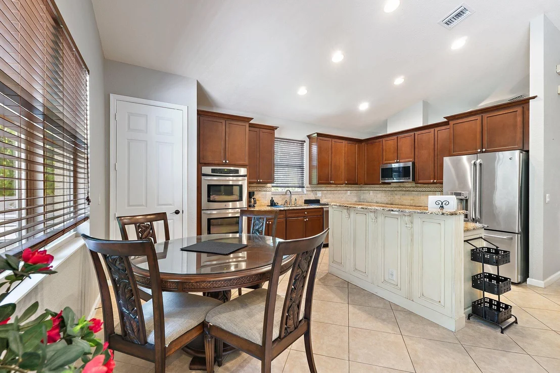Photo of 1292 SE Fleming Way
