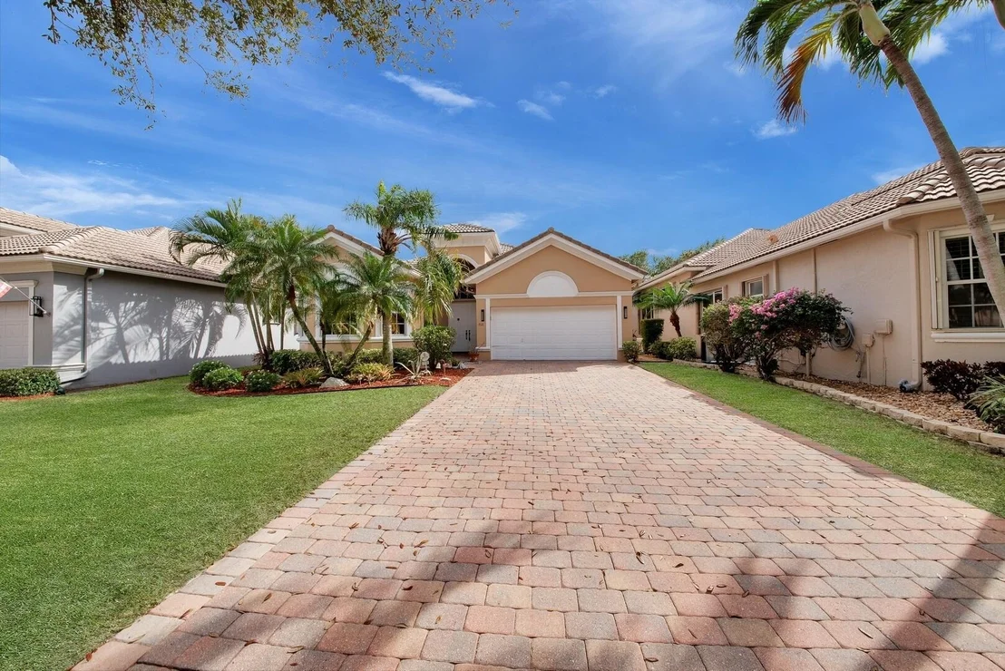Photo of 7110 Veneto Drive