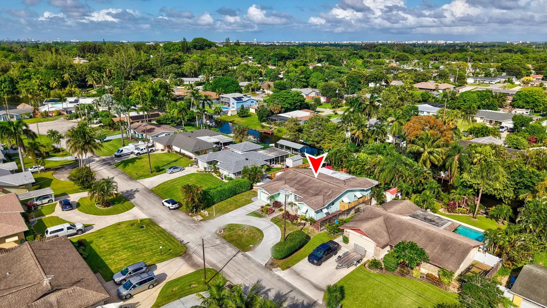Photo of 6880 KINGSTON Drive