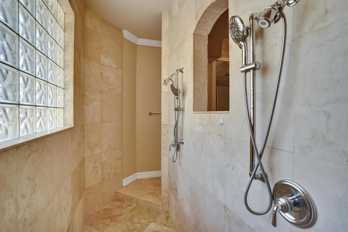 Photo of 603 N Cypress Drive