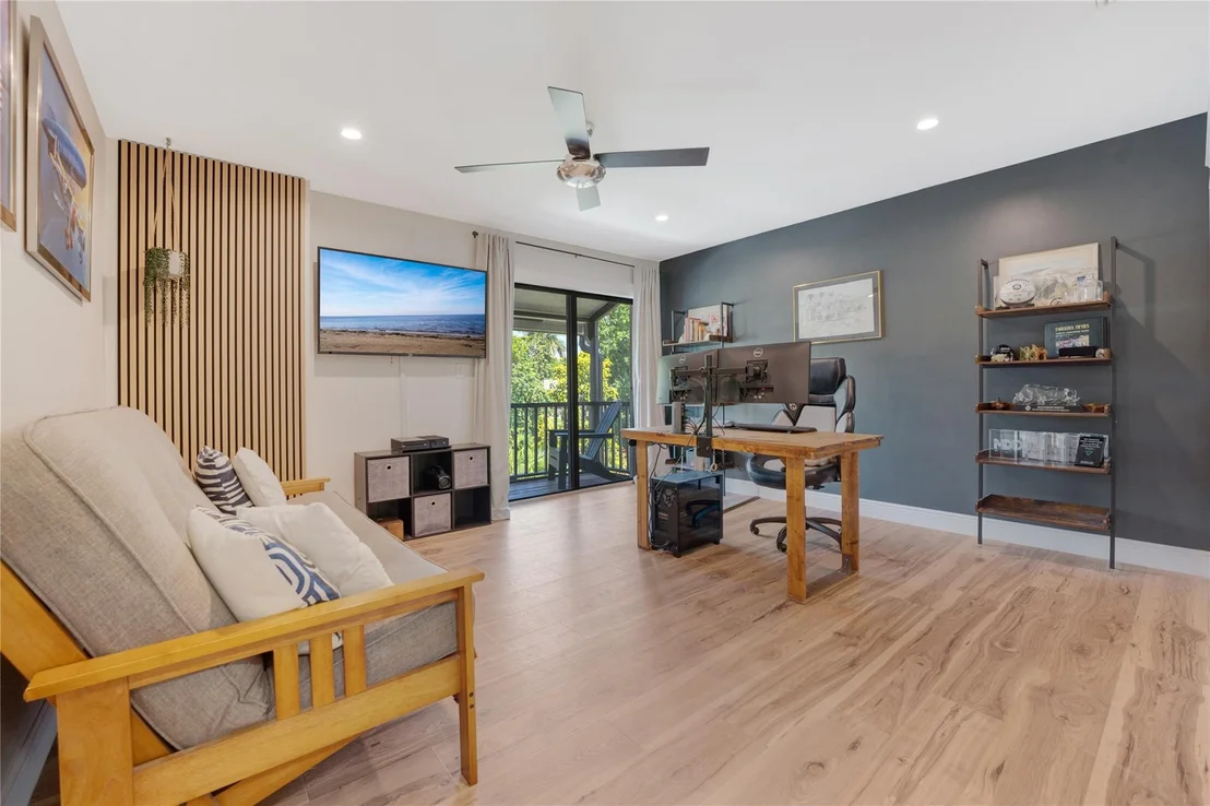 Photo of 741 Mockingbird Lane