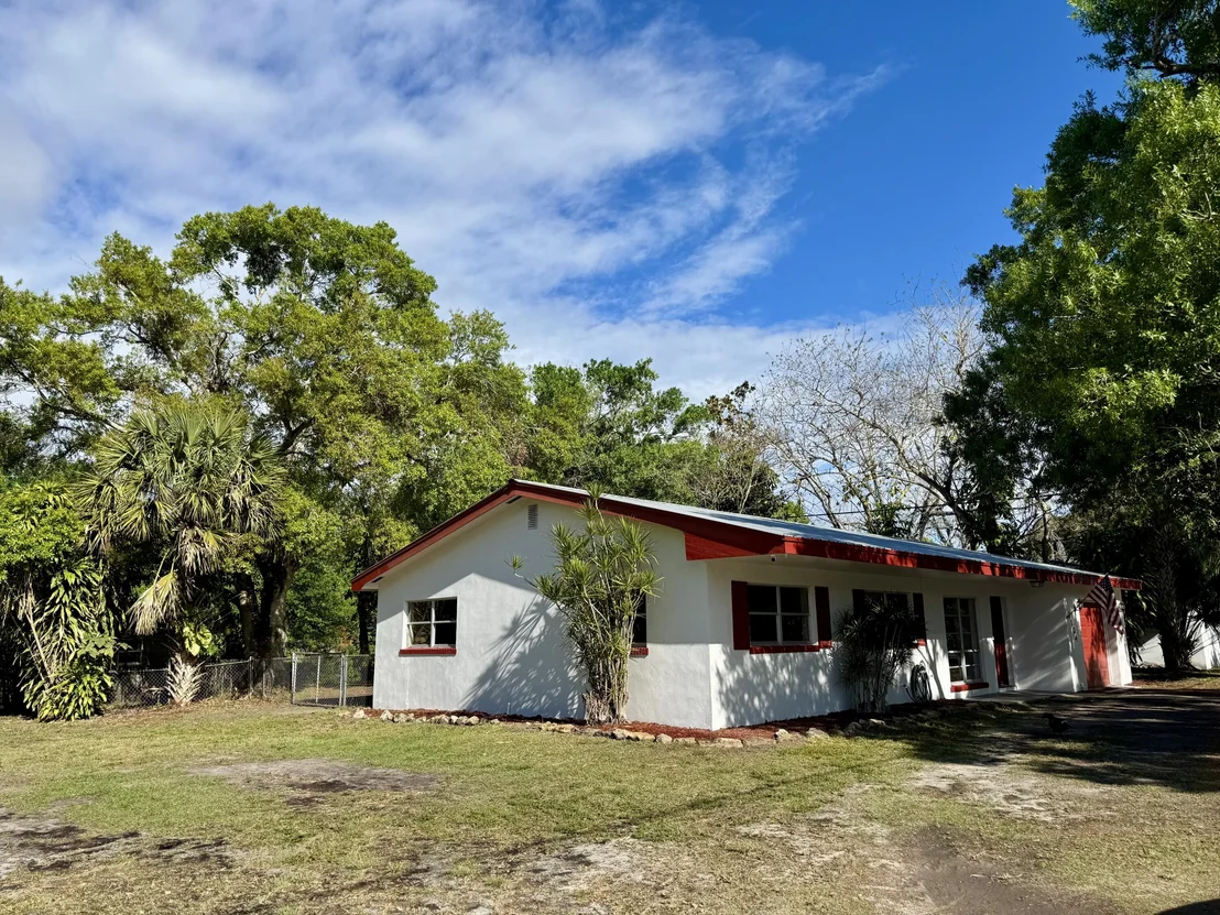 Photo of 1104 SE 8th Drive