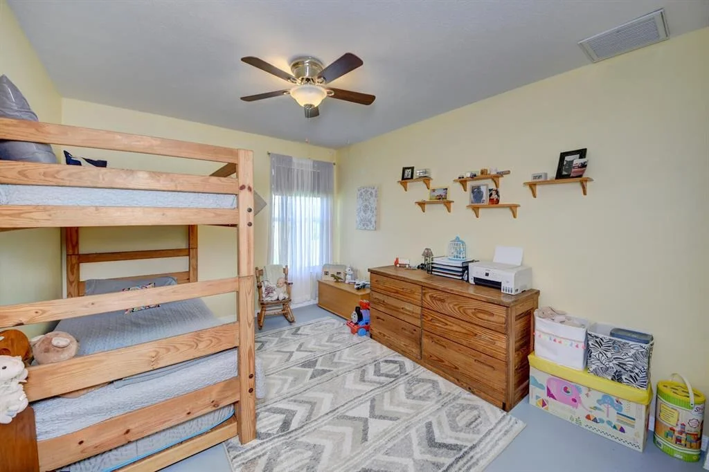 Photo of 4284 SE Rainbows End