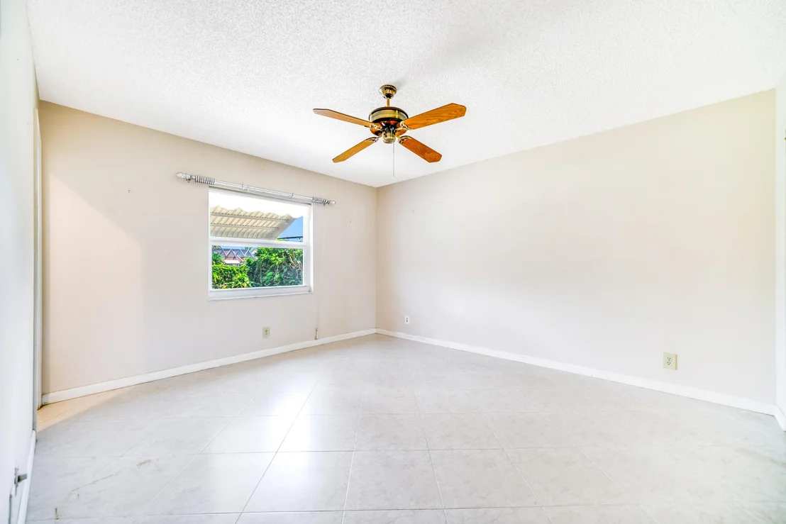 Photo of 19462 Carolina Circle