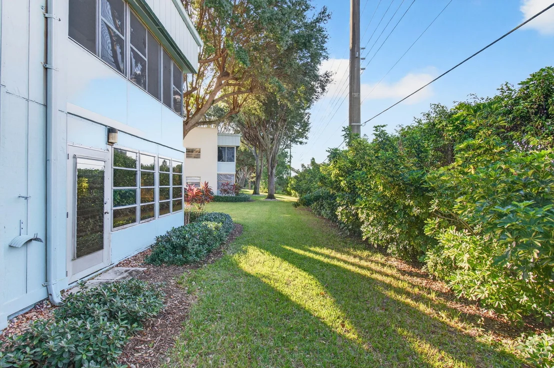 Photo of 449 Normandy J