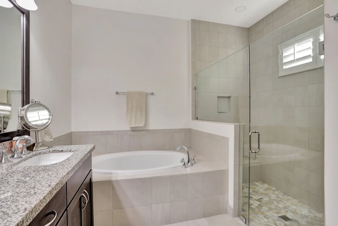Photo of 11959 Leon Circle N