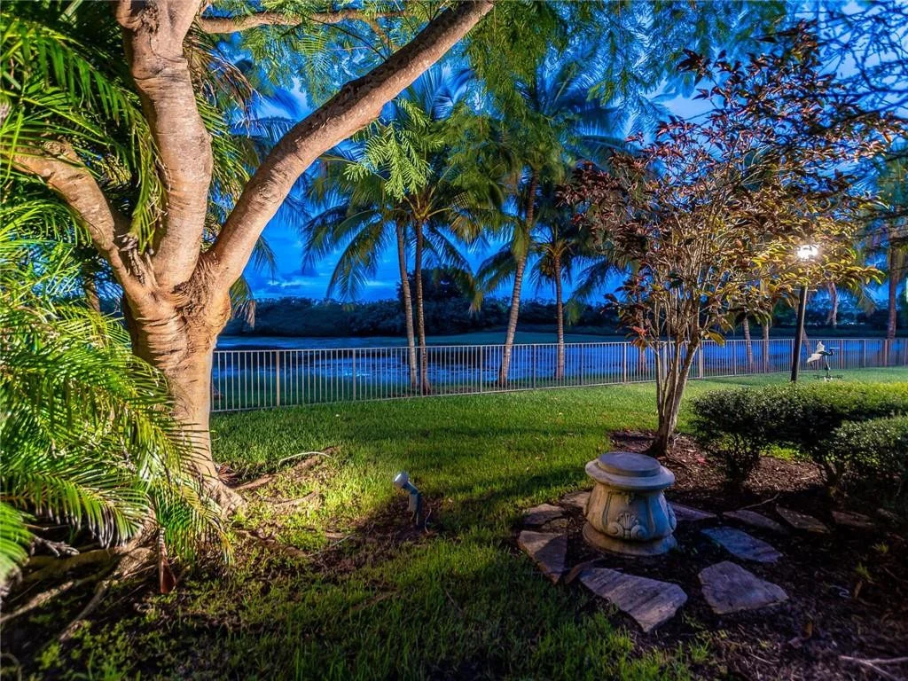 Photo of 391 Coconut Circle