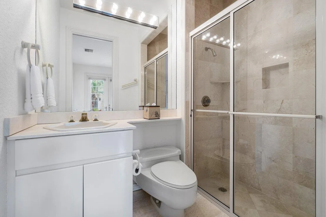 Photo of 5237 Deauville Circle
