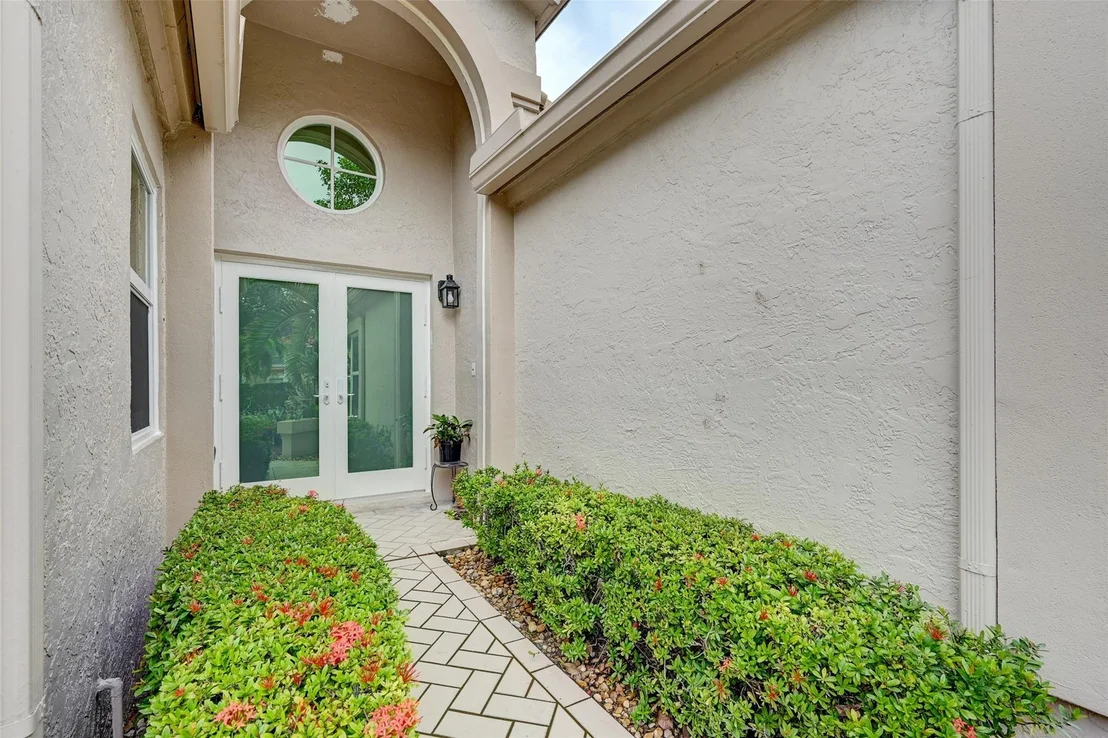 Photo of 7891 Waterfall Terrace