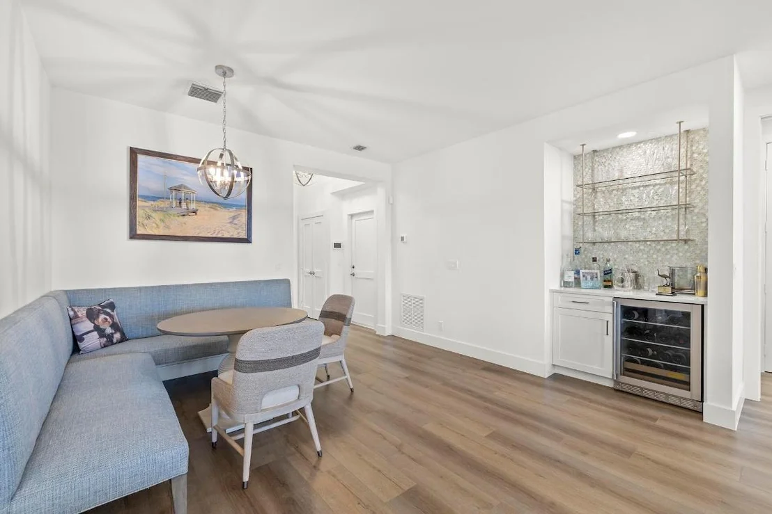 Photo of 220 Eagle Drive