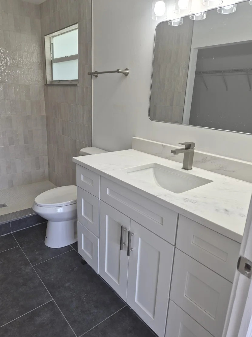 Photo of 707 Hampton Road