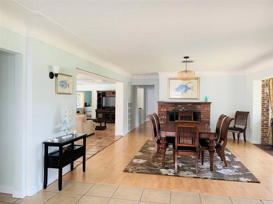 Photo of 2780 NE 22nd Avenue