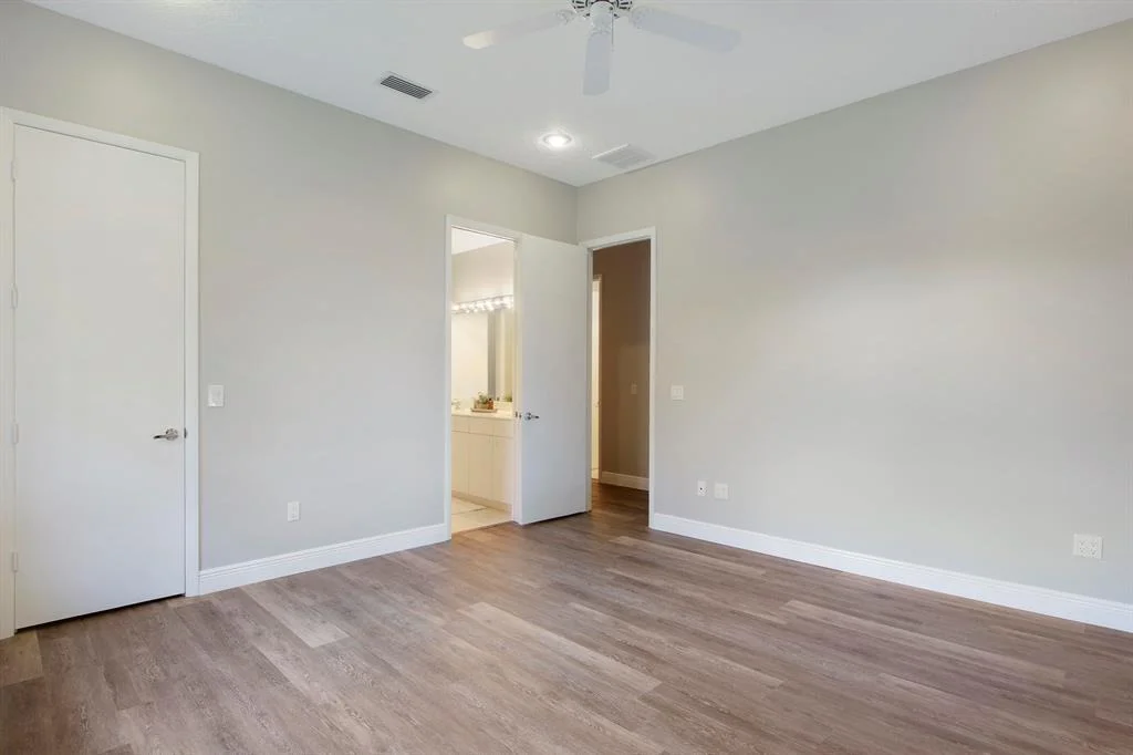 Photo of 3903 Promenade Way