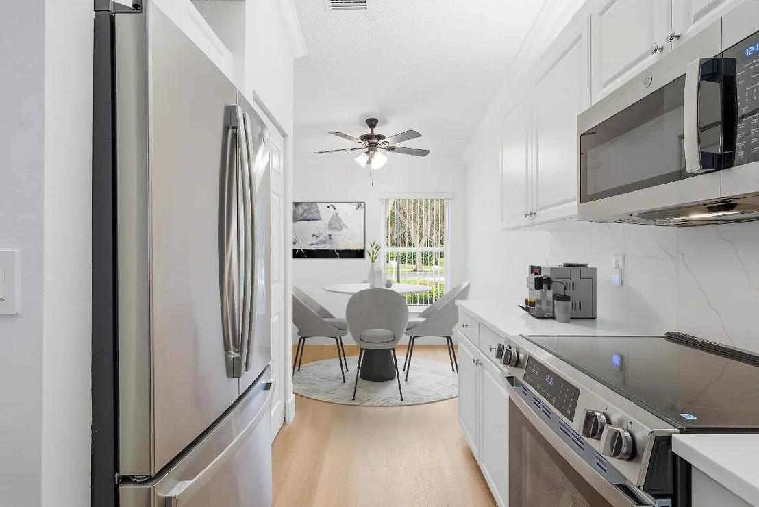 Photo of 128 Sausalito Drive