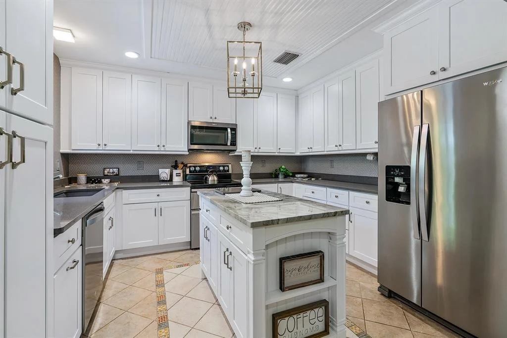 Photo of 331 Cascade Lane