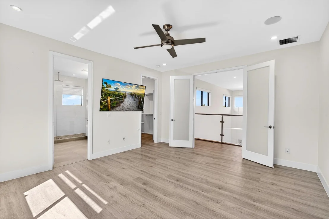 Photo of 10875 Estuary Drive