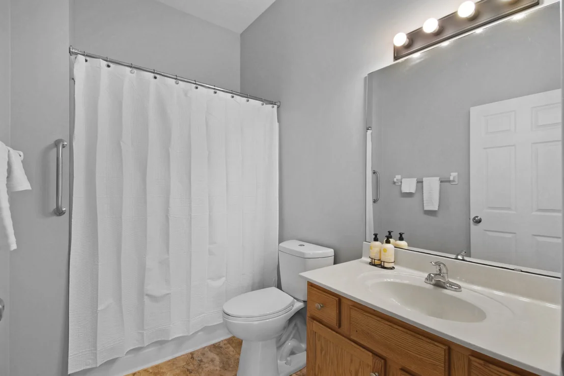Photo of 948 Oak Arbor Circle