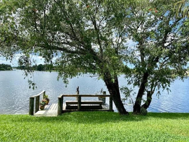 Photo of 1704 Shoreside Circle