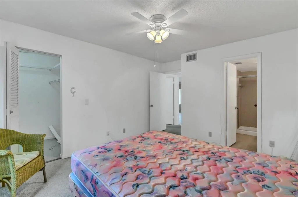 Photo of Unit B2 at 301 Knotty Pine Circle