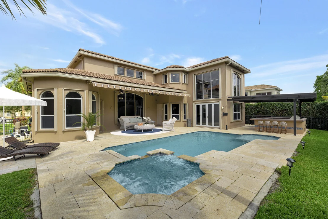 Photo of 9147 Pineville Drive