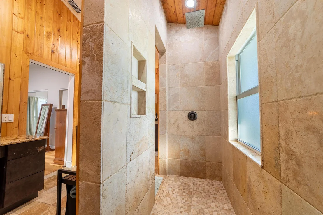 Photo of 1402 SE 12th Drive