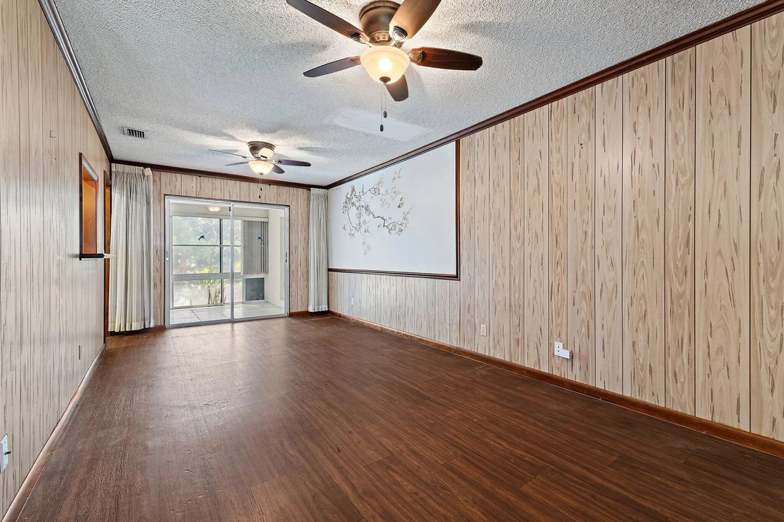 Photo of 1866 Len Drive