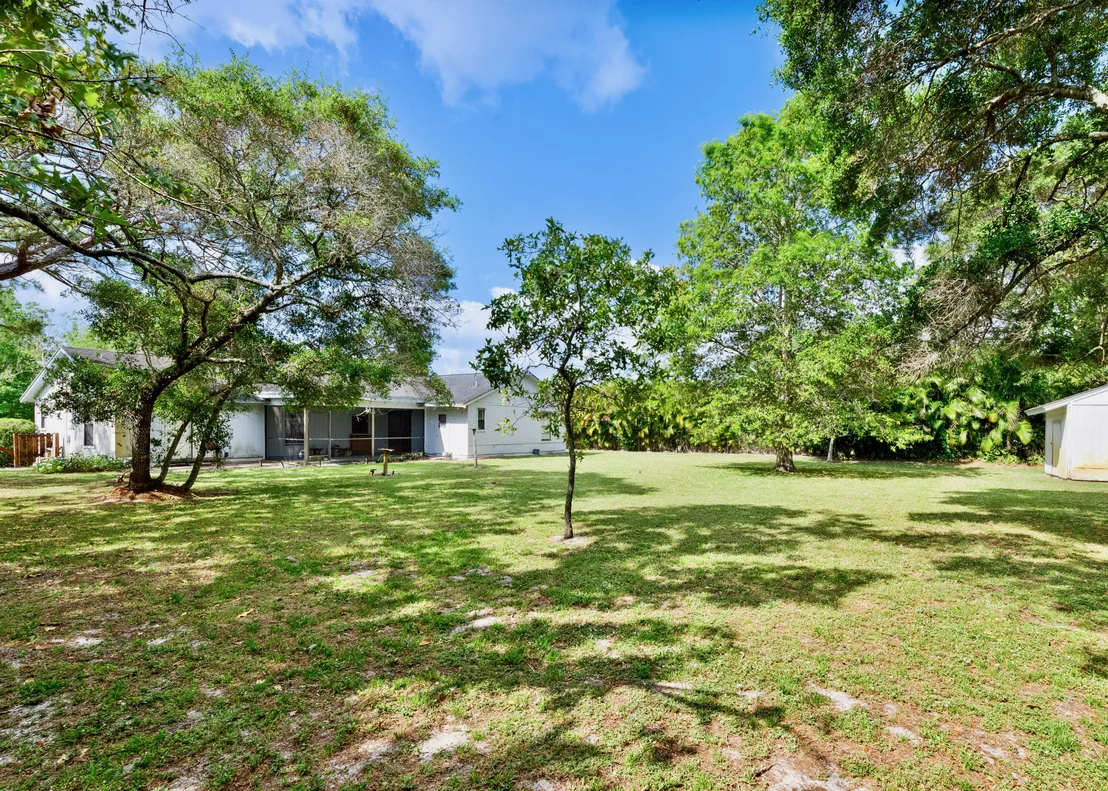 Photo of 18375 Oak Leaf Court