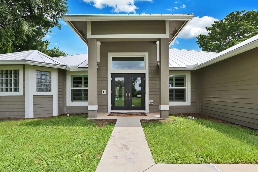 Photo of 660 Marshall Road