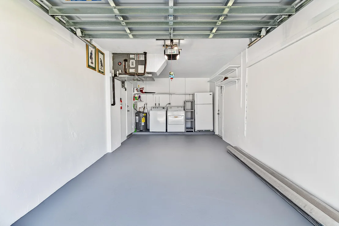 Photo of 2521 N Cypress Road