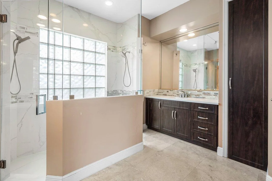 Photo of 923 Hyacinth Drive