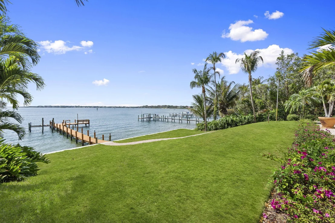 Photo of 3984 SE Old St Lucie Boulevard
