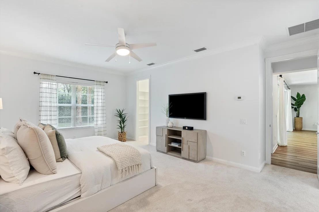 Photo of 4033 Community Drive