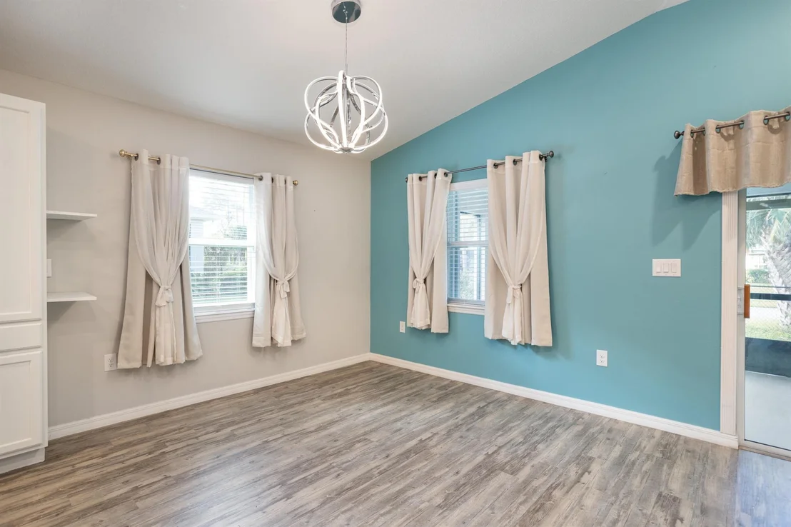 Photo of 348 Sandcrest Circle