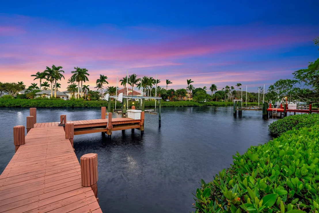 Photo of 8733 SE Compass Island Way