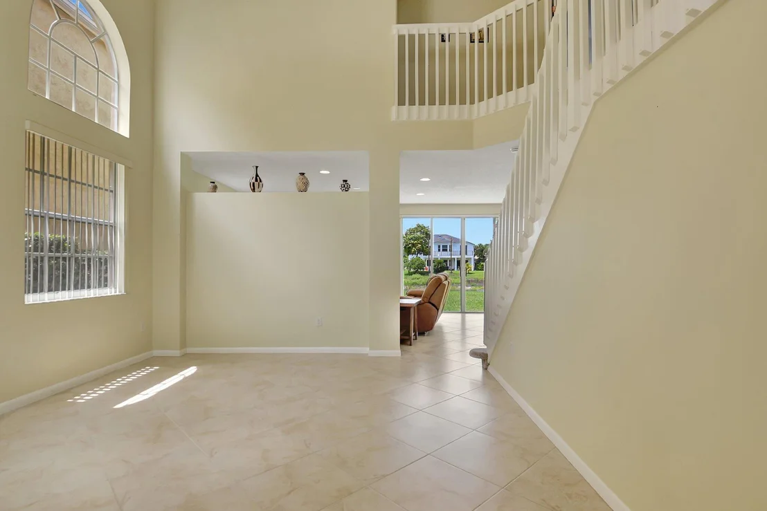 Photo of 6034 Oak Bluff Way