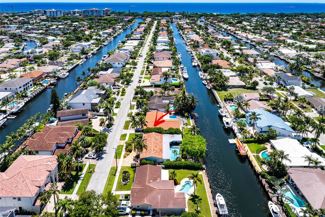 Photo of 2530 NE 48th Street