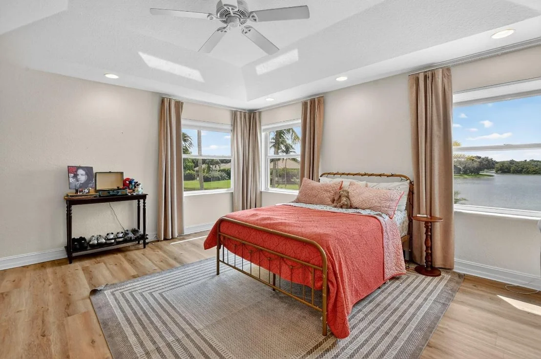 Photo of 21383 Falls Ridge Way