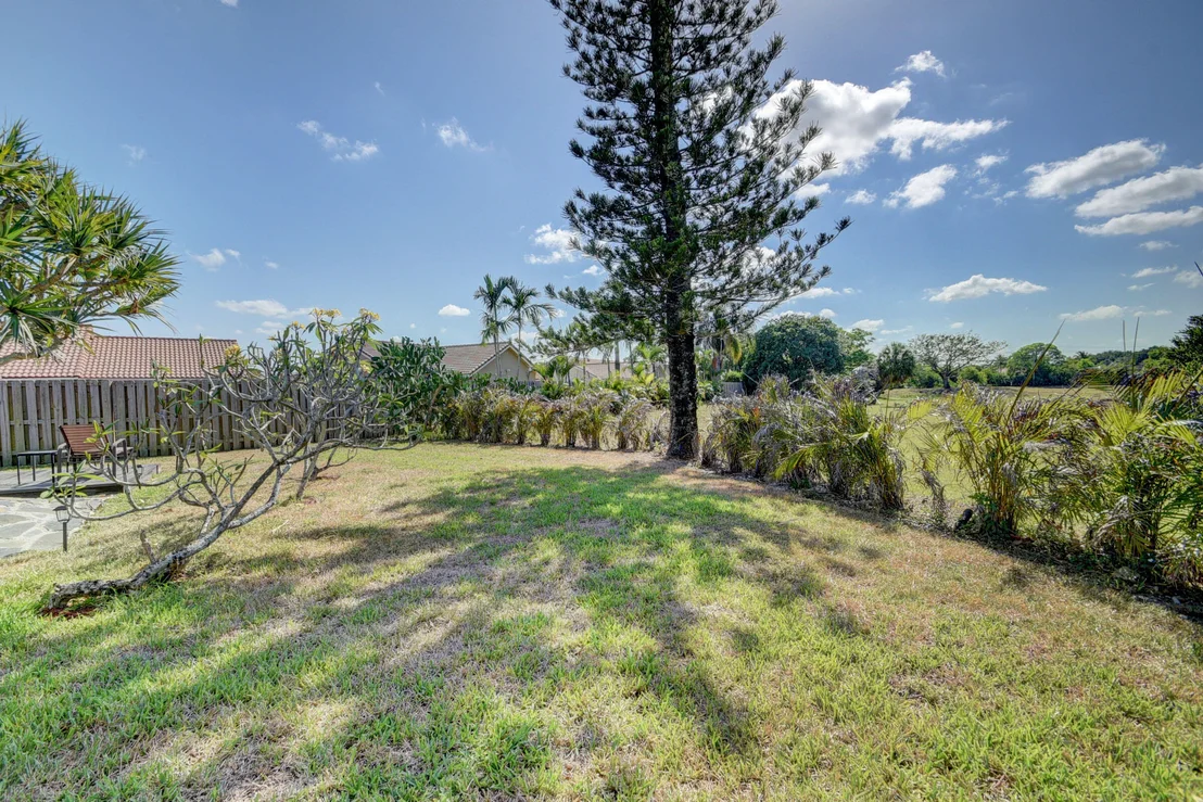 Photo of 9415 Nursery Lane