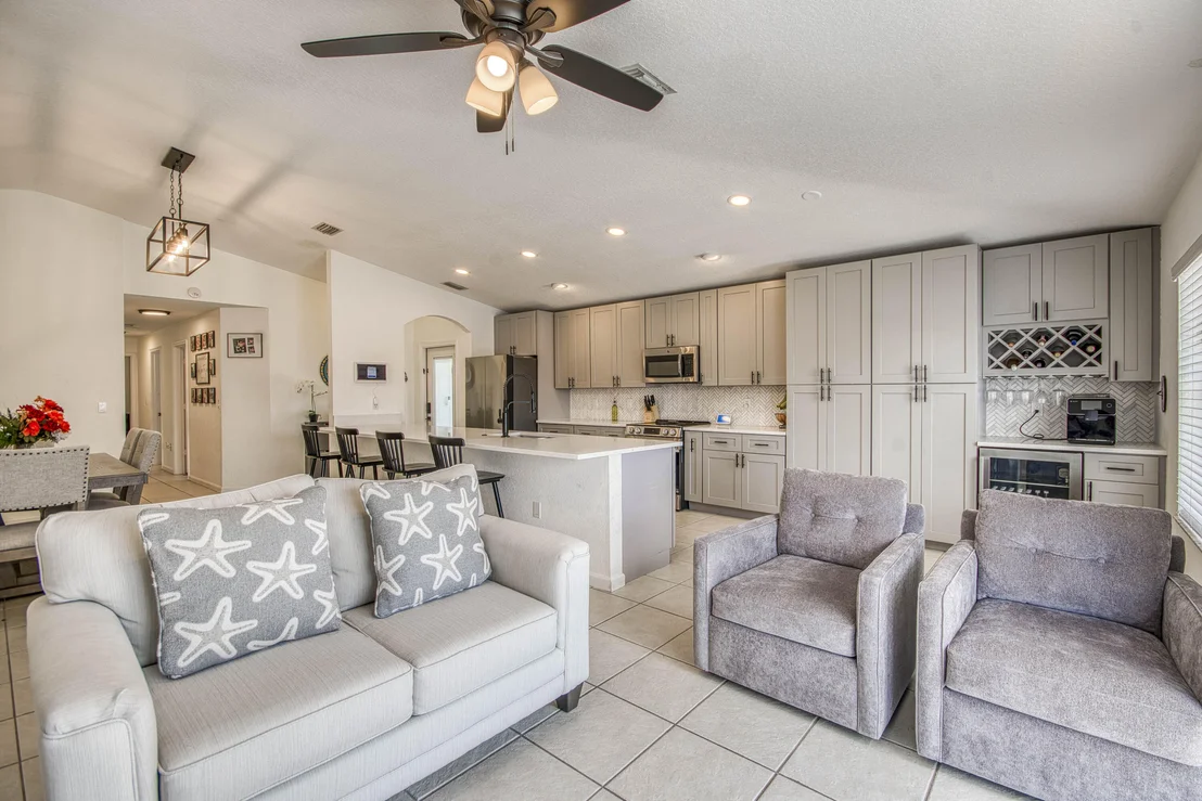 Photo of 6036 Azalea Circle
