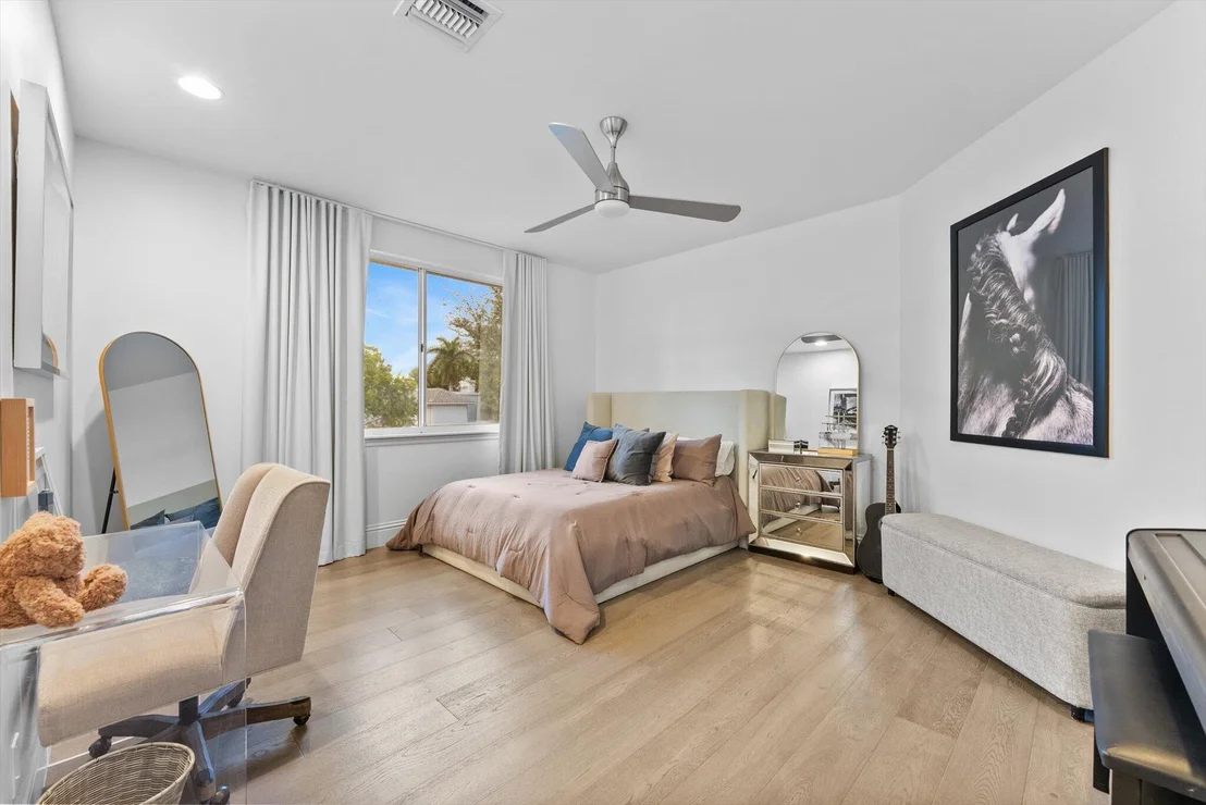 Photo of 7955 Mandarin Drive